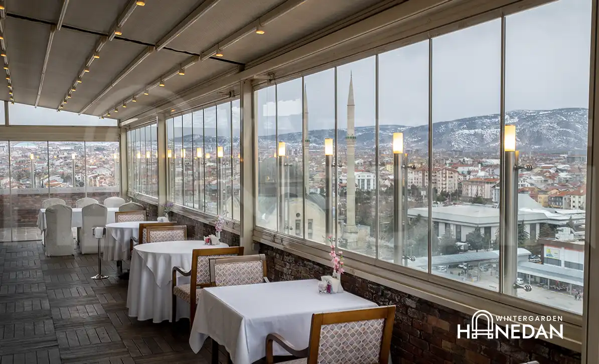 Kafe restoran katlanır cam sistemi - Hanedan Cam